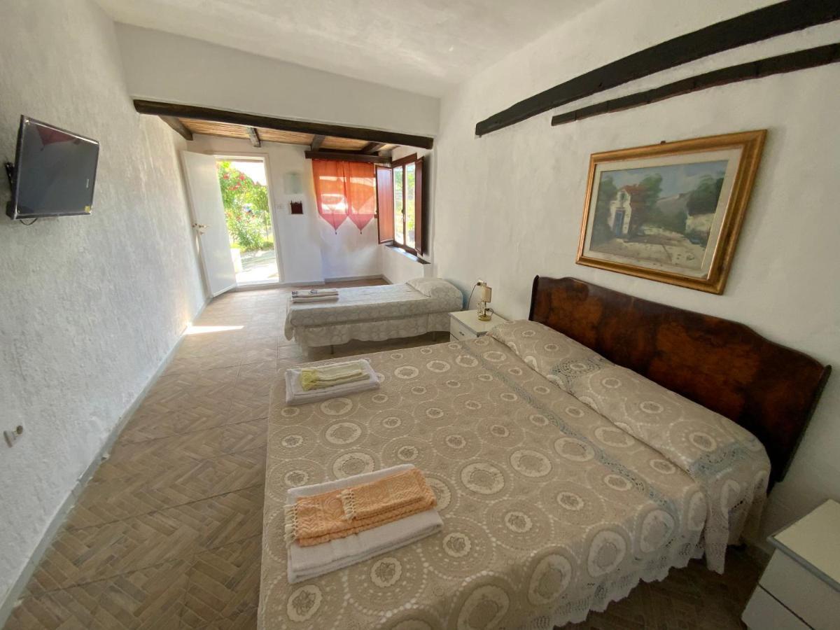 Appartamento Esinai 2 Siniscola Extérieur photo